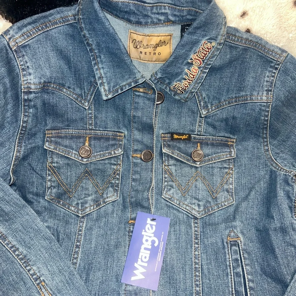 NWT Retro Wrangler Florida State Denim Jacket - Picture 2 of 7